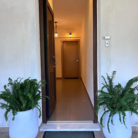 アパート The Watch Tower B Siatista